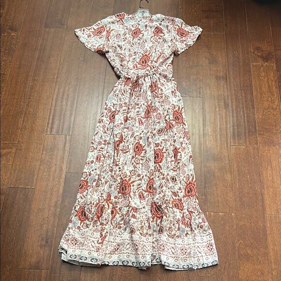 Zesica Floral Maxi Wrap Dress, Deep V Neckline, Size Medium - Picture 8 of 11